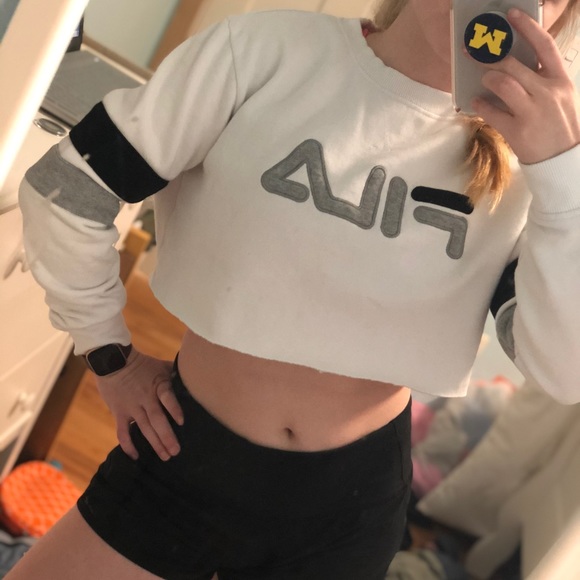 Cropped Fila Sweatshirt - Picture 2 of 5